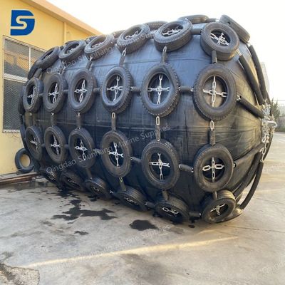 إيزو 17357 القياسية المزلق المطاطي الهوائي مع الضغط التصميمي 00508MPa التثبيت السهل ضمان امتصاص الطاقة