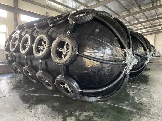 50 Kpa 80 Kpa Marine Boat Fends مصدات مطاطية للأحواض